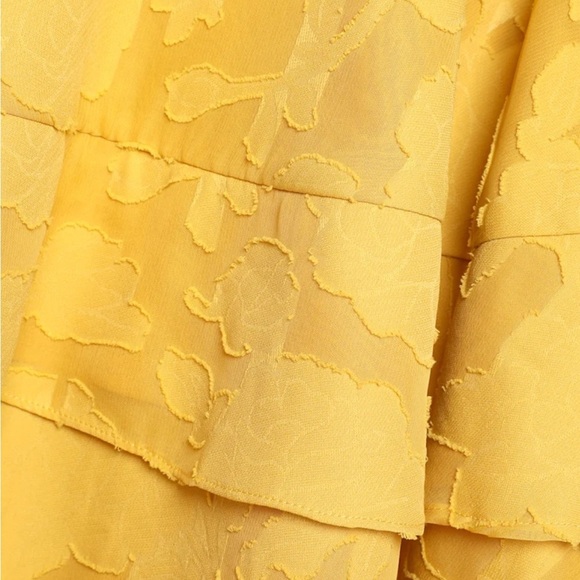 Lulus True Lover Mustard Yellow Burnout Floral Strapless Mini Dress Womens M NWT - Picture 3 of 10